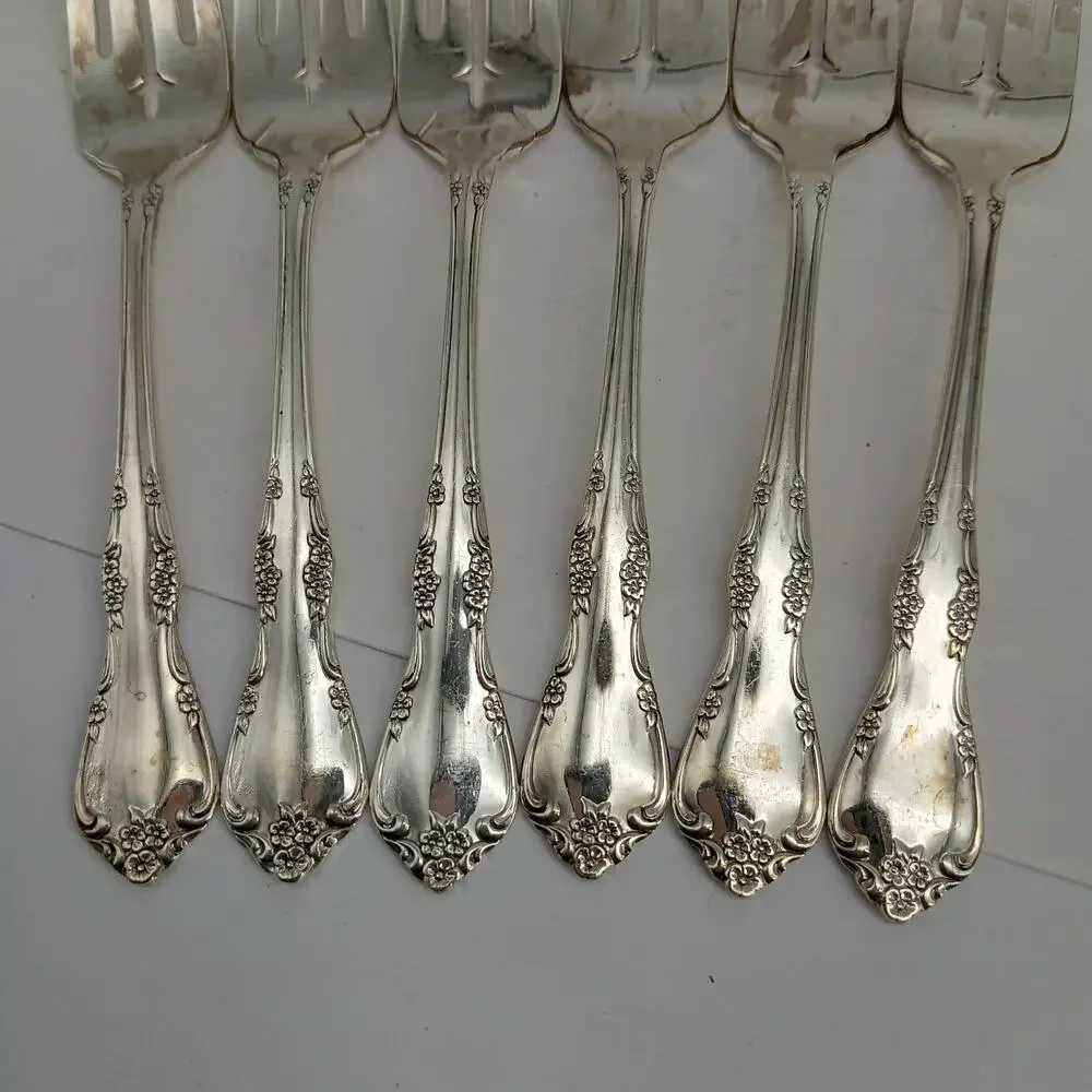 6X SF Vtg 1968 Oneida Community Silverplate Fredericksburg Salad Forks